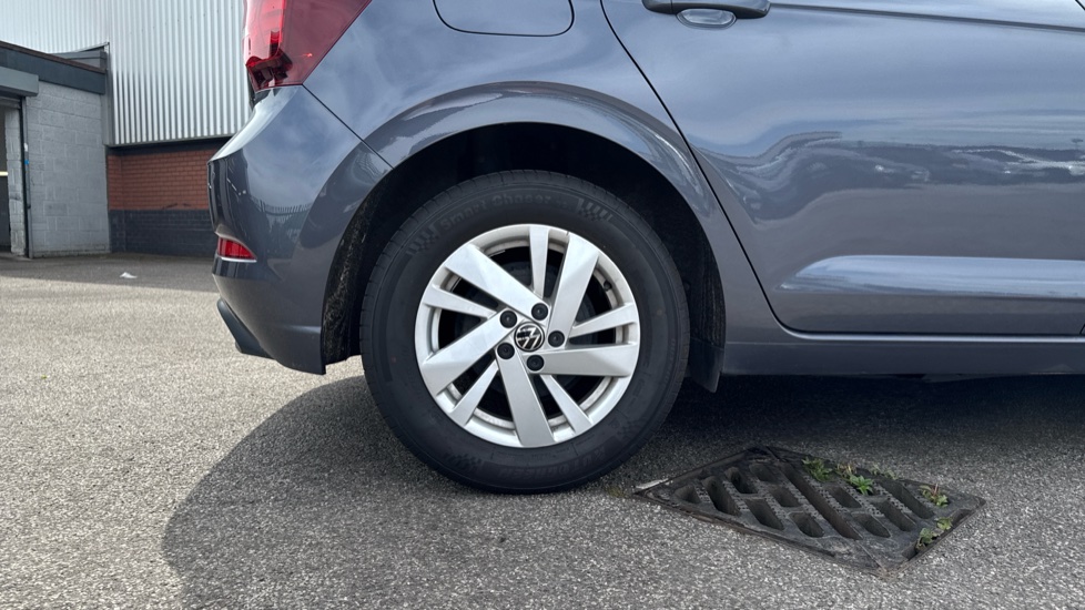 Volkswagen Polo 1.0 TSI Life 5dr DSG Petrol Hatchback - Image 7