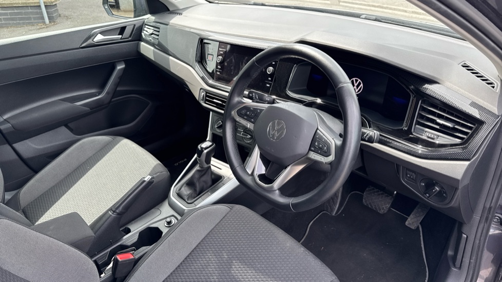 Volkswagen Polo 1.0 TSI Life 5dr DSG Petrol Hatchback - Image 11