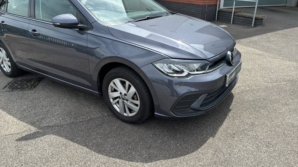 Volkswagen Polo 1.0 TSI Life 5dr DSG Petrol Hatchback - Image 44