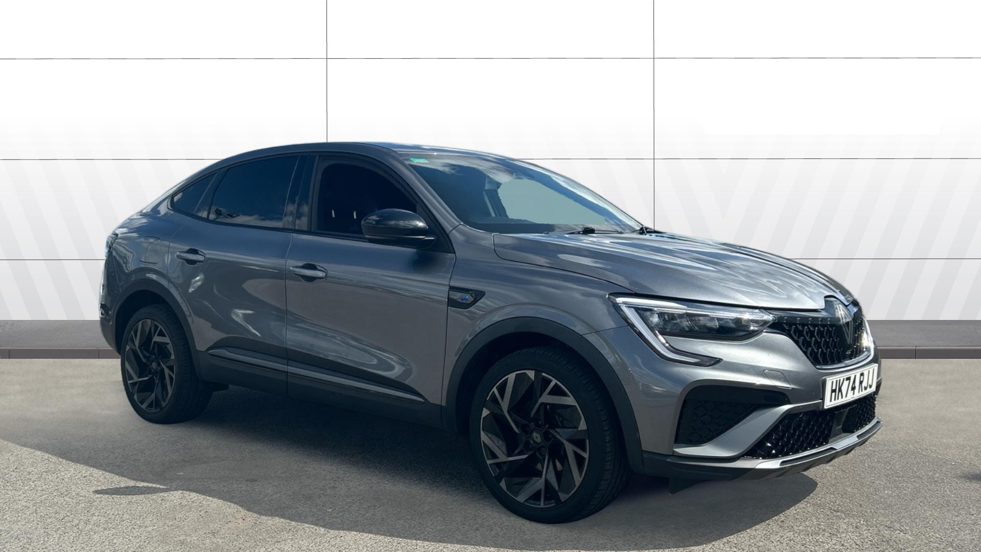 Renault Arkana listing photo