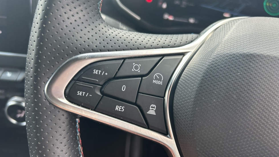 Renault Arkana 1.6 E-Tech FHEV 145 Esprit Alpine 5dr Auto Hybrid Estate - Image 24