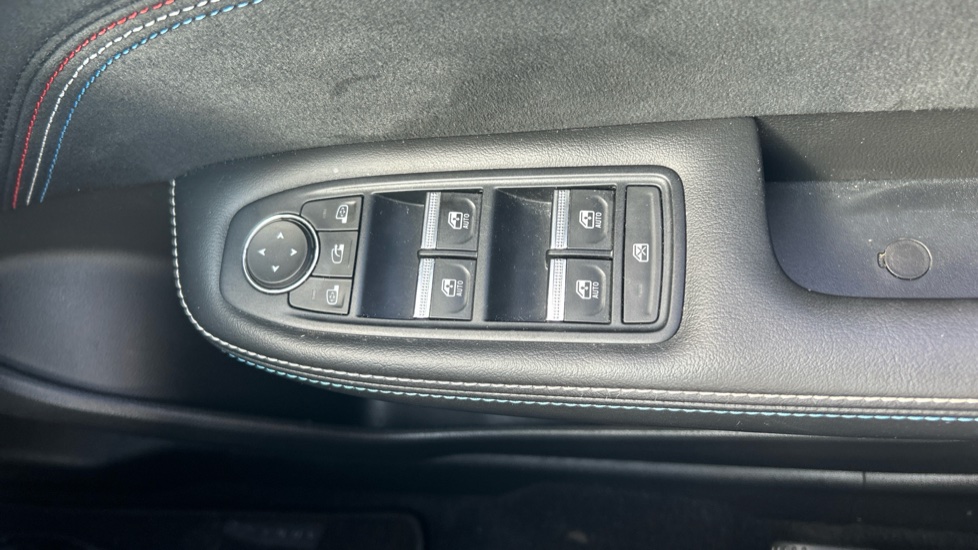 Renault Arkana 1.6 E-Tech FHEV 145 Esprit Alpine 5dr Auto Hybrid Estate - Image 26