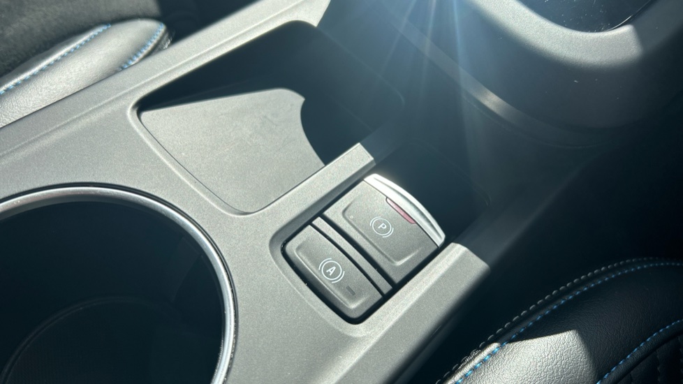 Renault Arkana 1.6 E-Tech FHEV 145 Esprit Alpine 5dr Auto Hybrid Estate - Image 36