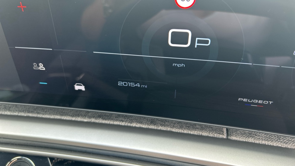 Peugeot 3008 1.2 Hybrid 136 GT 5dr e-DSC6 Petrol Estate - Image 25