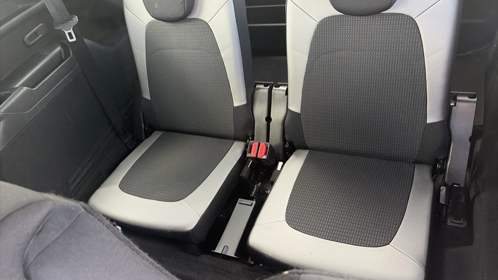Citroen Grand C4 1.5 BlueHDi 130 Feel Plus 5dr EAT8 Diesel Estate - Image 32