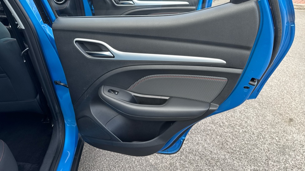MG ZS 1.0T GDi Excite 5dr DCT Petrol Hatchback - Image 28
