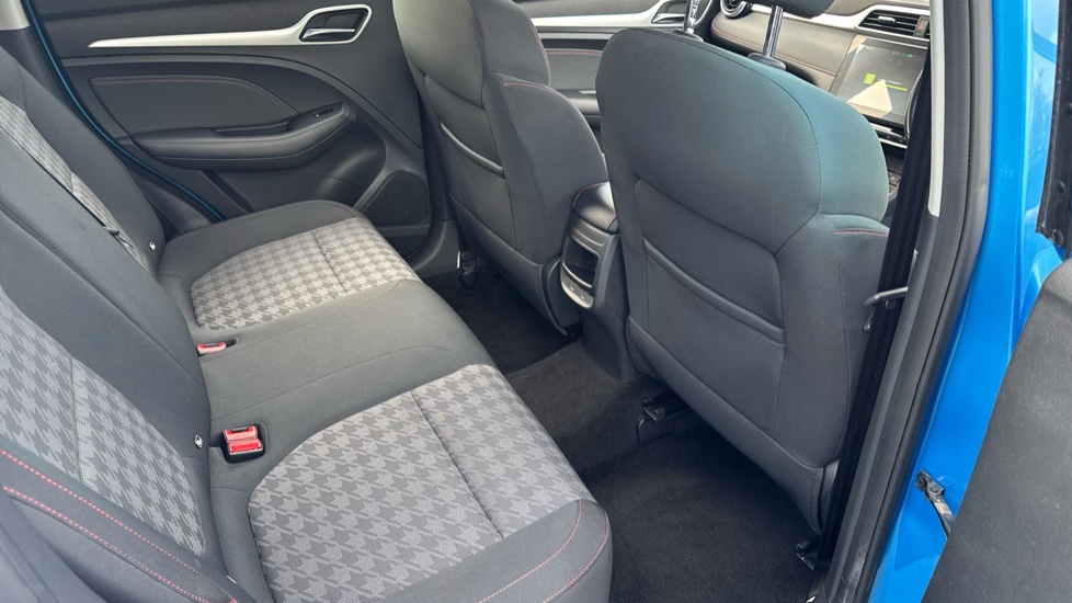 MG ZS 1.0T GDi Excite 5dr DCT Petrol Hatchback - Image 29