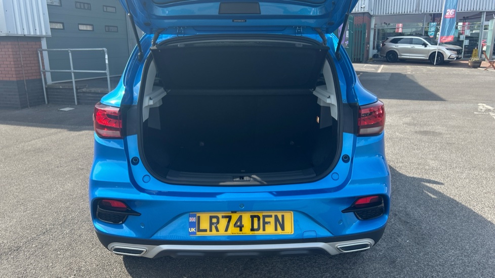 MG ZS 1.0T GDi Exclusive 5dr DCT Petrol Hatchback - Image 4