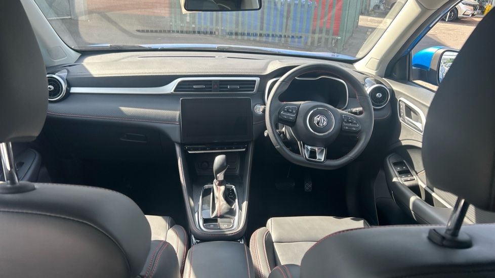 MG ZS 1.0T GDi Exclusive 5dr DCT Petrol Hatchback - Image 10