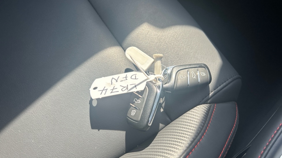 MG ZS 1.0T GDi Exclusive 5dr DCT Petrol Hatchback - Image 20