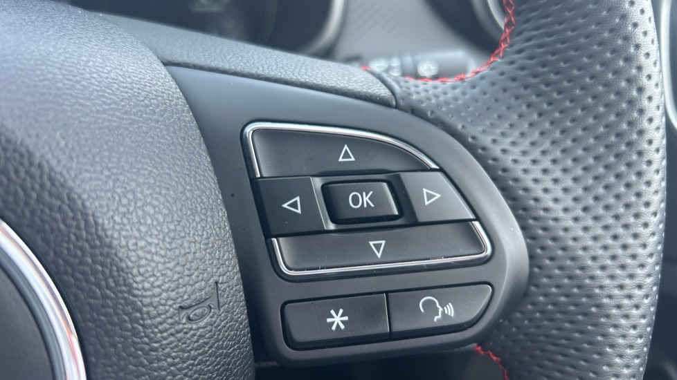 MG ZS 1.0T GDi Exclusive 5dr DCT Petrol Hatchback - Image 27