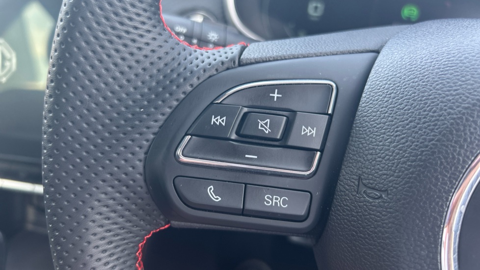 MG ZS 1.0T GDi Exclusive 5dr DCT Petrol Hatchback - Image 28