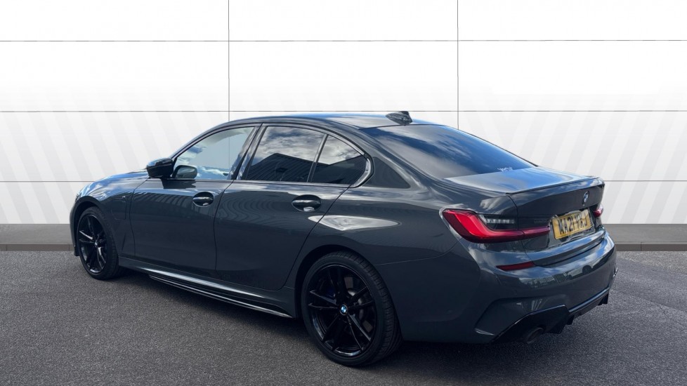 BMW 3 Series 330e M Sport Pro Edition 4dr Step Auto Saloon - Image 2