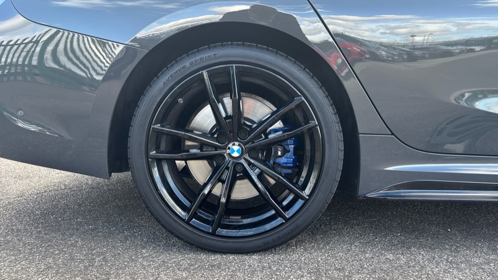 BMW 3 Series 330e M Sport Pro Edition 4dr Step Auto Saloon - Image 7