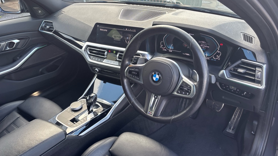 BMW 3 Series 330e M Sport Pro Edition 4dr Step Auto Saloon - Image 11