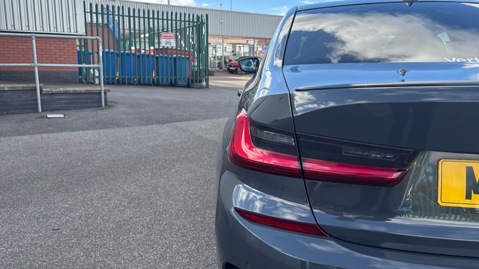 BMW 3 Series 330e M Sport Pro Edition 4dr Step Auto Saloon - Image 26