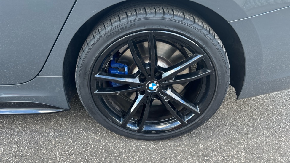 BMW 3 Series 330e M Sport Pro Edition 4dr Step Auto Saloon - Image 27