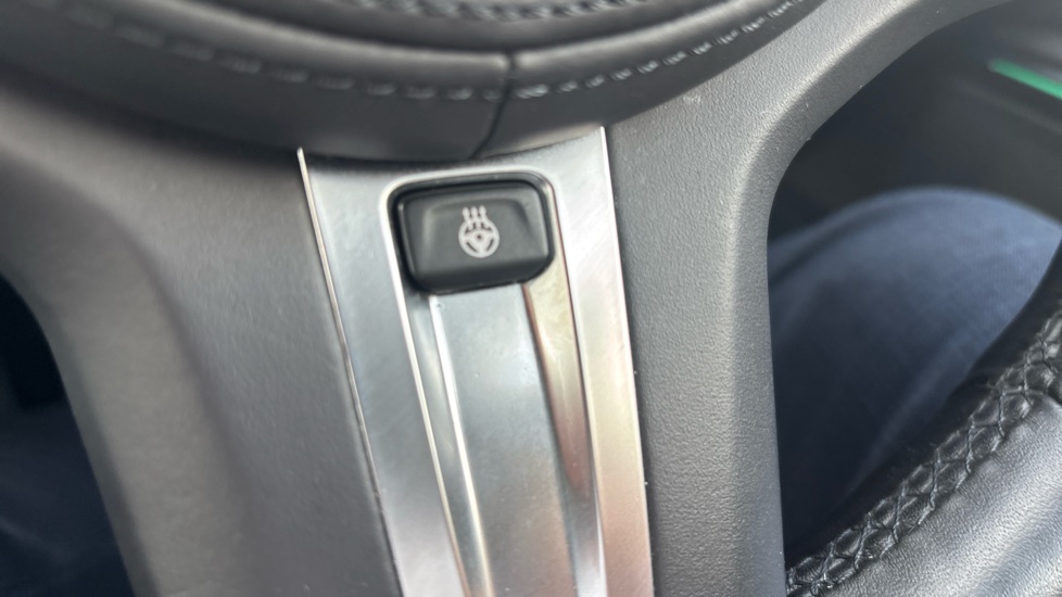 BMW 3 Series 330e M Sport Pro Edition 4dr Step Auto Saloon - Image 41