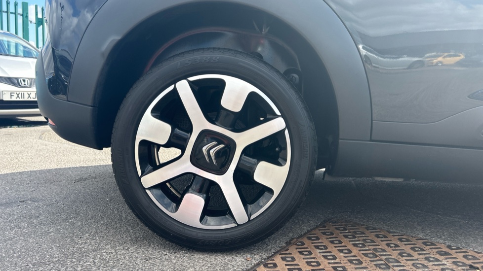 Citroen C4 Cactus 1.2 PureTech Flair 5dr [6 Speed] Petrol Hatchback - Image 7