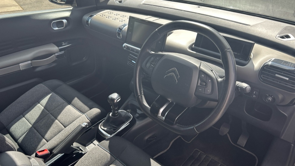 Citroen C4 Cactus 1.2 PureTech Flair 5dr [6 Speed] Petrol Hatchback - Image 11