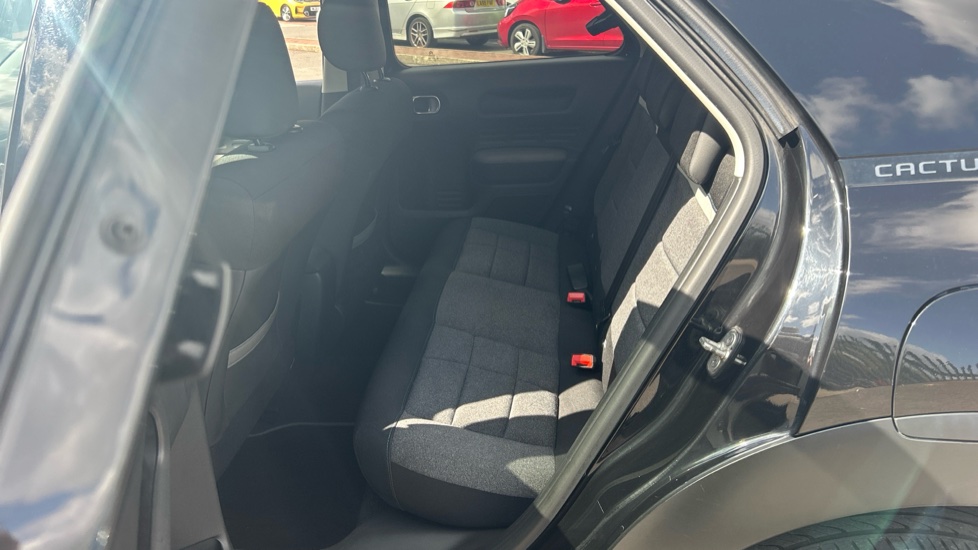 Citroen C4 Cactus 1.2 PureTech Flair 5dr [6 Speed] Petrol Hatchback - Image 16