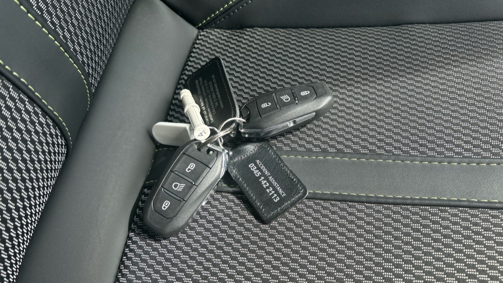 Peugeot 2008 100kW GT 50kWh 5dr Auto Electric Estate - Image 20