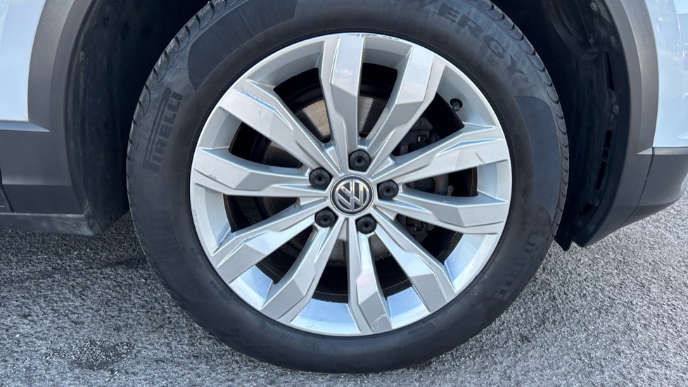 Volkswagen T-Roc 1.5 TSI EVO SE 5dr Petrol Hatchback - Image 26