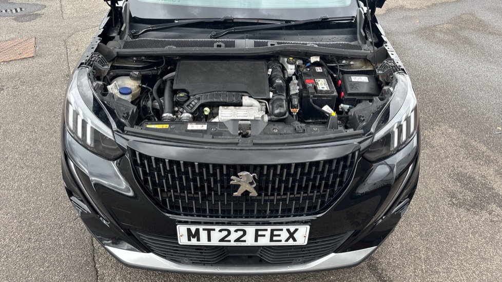Peugeot 2008 1.2 PureTech 130 GT 5dr Petrol Estate - Image 8