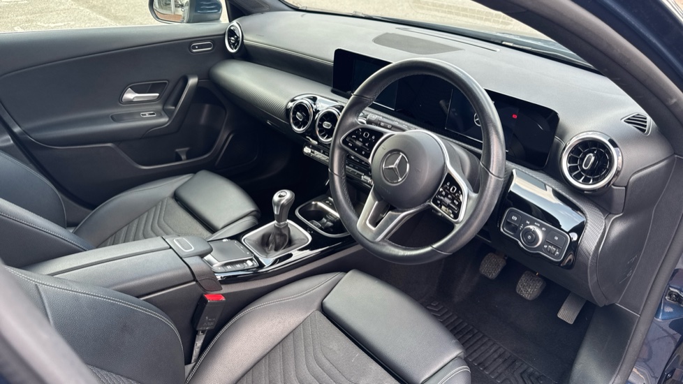 Mercedes-Benz A-Class A180 SE 5dr Petrol Hatchback - Image 11