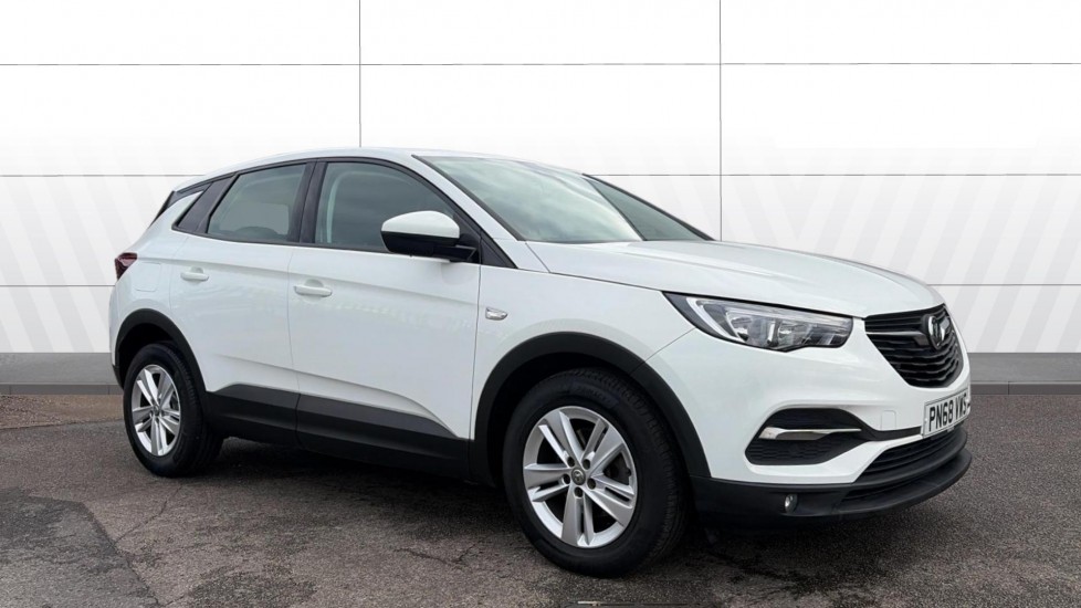 Vauxhall Grandland X 1.2 Turbo SE 5dr Auto [8 Speed] Petrol Hatchback - Image 1