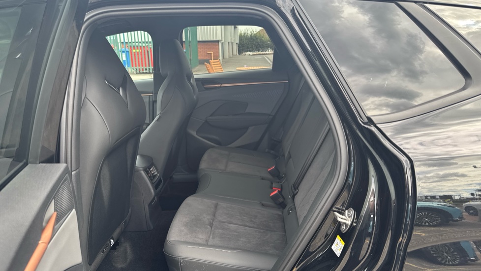 CUPRA Terramar 1.5 eTSI 150 V2 5dr DSG Petrol Hatchback - Image 16