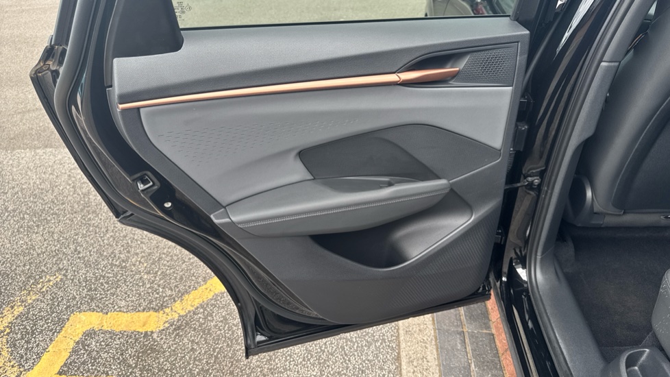 CUPRA Terramar 1.5 eTSI 150 V2 5dr DSG Petrol Hatchback - Image 32
