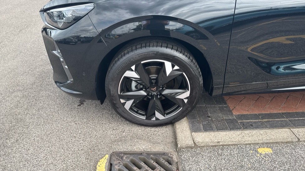 CUPRA Terramar 1.5 eTSI 150 V2 5dr DSG Petrol Hatchback - Image 34