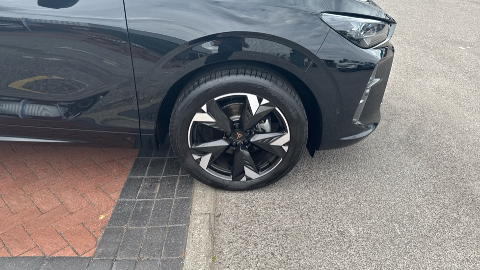 CUPRA Terramar 1.5 eTSI 150 V2 5dr DSG Petrol Hatchback - Image 39
