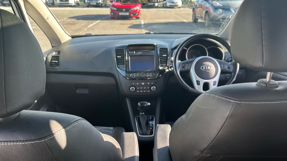 Kia Venga 1.6 4 5dr Auto [6] Petrol Hatchback - Image 10