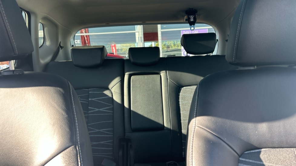Kia Venga 1.6 4 5dr Auto [6] Petrol Hatchback - Image 15