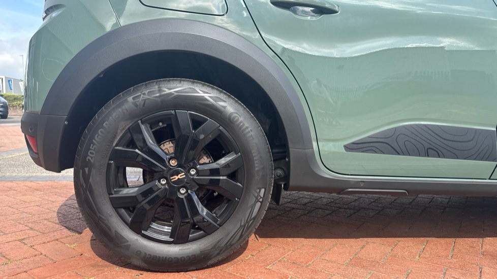 Dacia Sandero Stepway 1.0 TCe Extreme 5dr Petrol Hatchback - Image 7