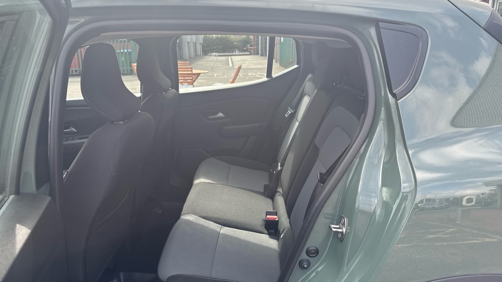 Dacia Sandero Stepway 1.0 TCe Extreme 5dr Petrol Hatchback - Image 16
