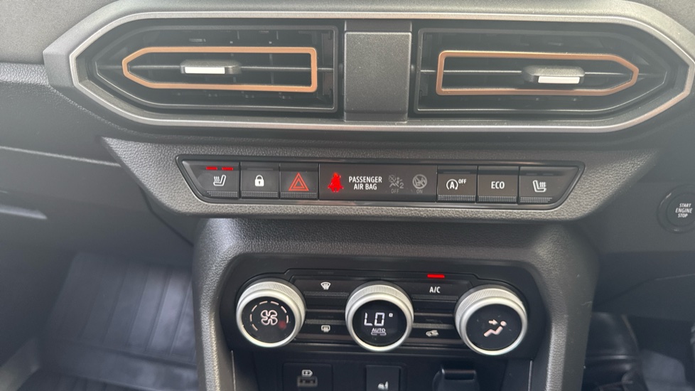 Dacia Sandero Stepway 1.0 TCe Extreme 5dr Petrol Hatchback - Image 22