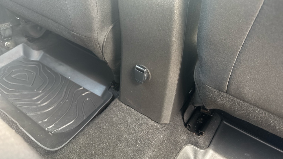 Dacia Sandero Stepway 1.0 TCe Extreme 5dr Petrol Hatchback - Image 30