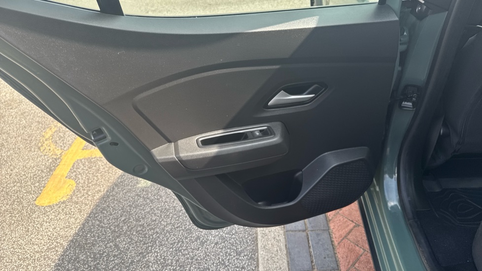 Dacia Sandero Stepway 1.0 TCe Extreme 5dr Petrol Hatchback - Image 34