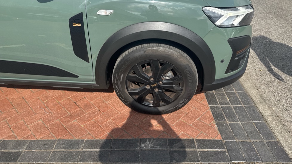 Dacia Sandero Stepway 1.0 TCe Extreme 5dr Petrol Hatchback - Image 41