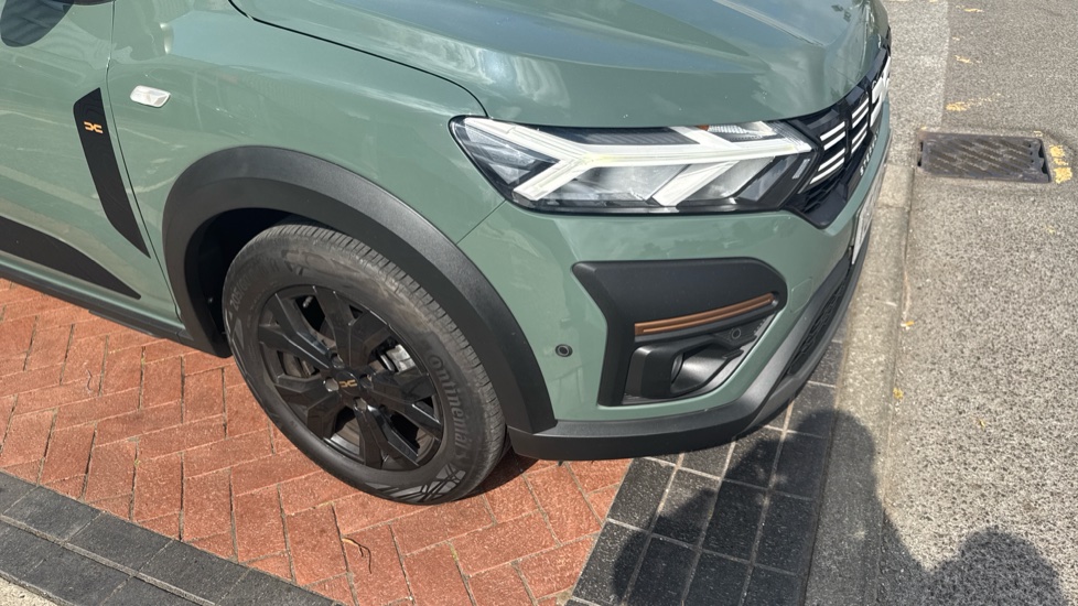 Dacia Sandero Stepway 1.0 TCe Extreme 5dr Petrol Hatchback - Image 42