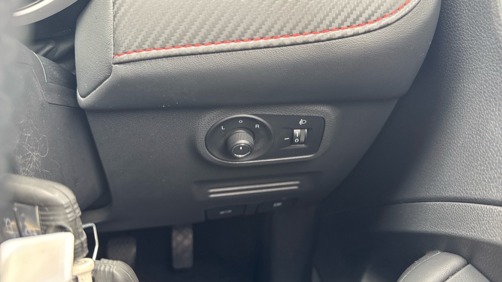 MG ZS 1.5 VTi-TECH Exclusive 5dr Petrol Hatchback - Image 23