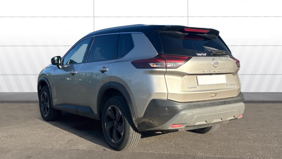 Nissan X-Trail 1.5 E-Power E-4orce 213 N-Connecta 5dr Auto Hybrid Station Wagon - Image 2