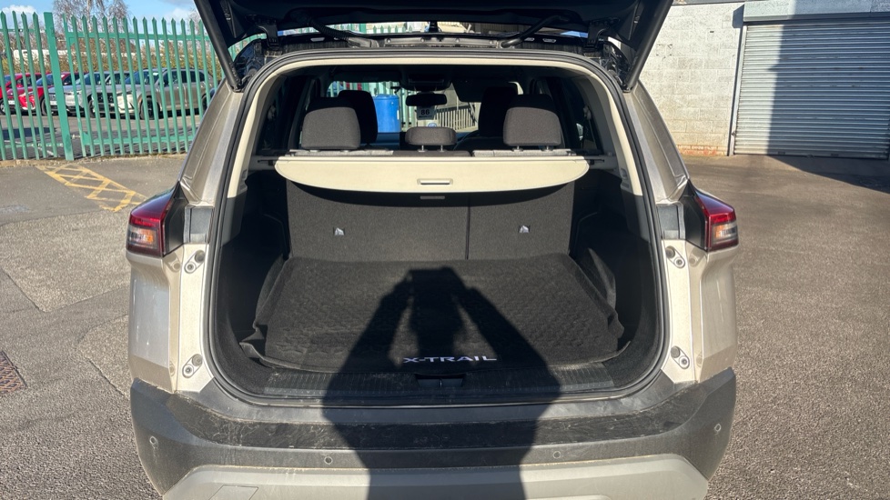 Nissan X-Trail 1.5 E-Power E-4orce 213 N-Connecta 5dr Auto Hybrid Station Wagon - Image 4