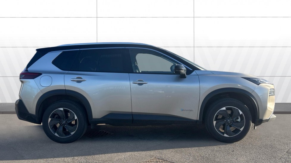 Nissan X-Trail 1.5 E-Power E-4orce 213 N-Connecta 5dr Auto Hybrid Station Wagon - Image 5