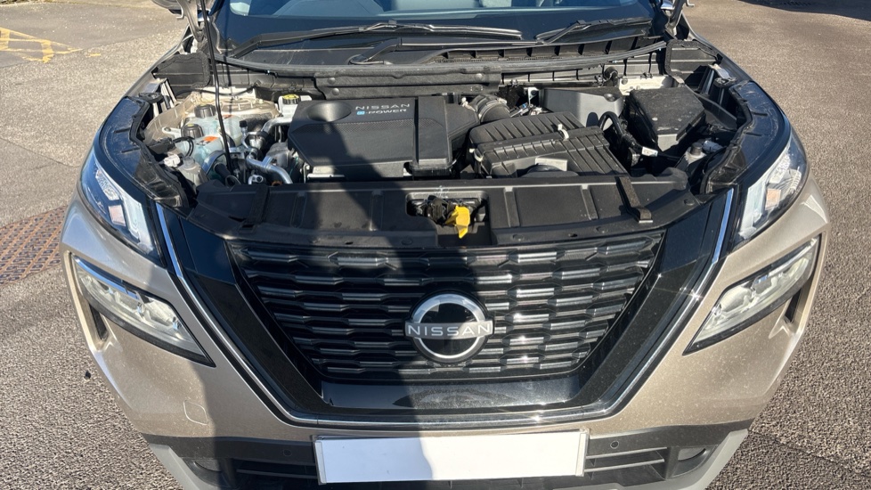 Nissan X-Trail 1.5 E-Power E-4orce 213 N-Connecta 5dr Auto Hybrid Station Wagon - Image 8