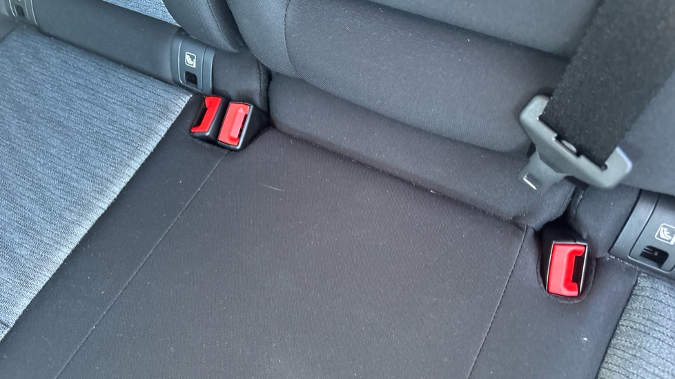 Nissan X-Trail 1.5 E-Power E-4orce 213 N-Connecta 5dr Auto Hybrid Station Wagon - Image 17