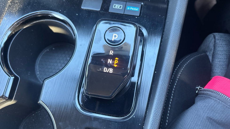Nissan X-Trail 1.5 E-Power E-4orce 213 N-Connecta 5dr Auto Hybrid Station Wagon - Image 23
